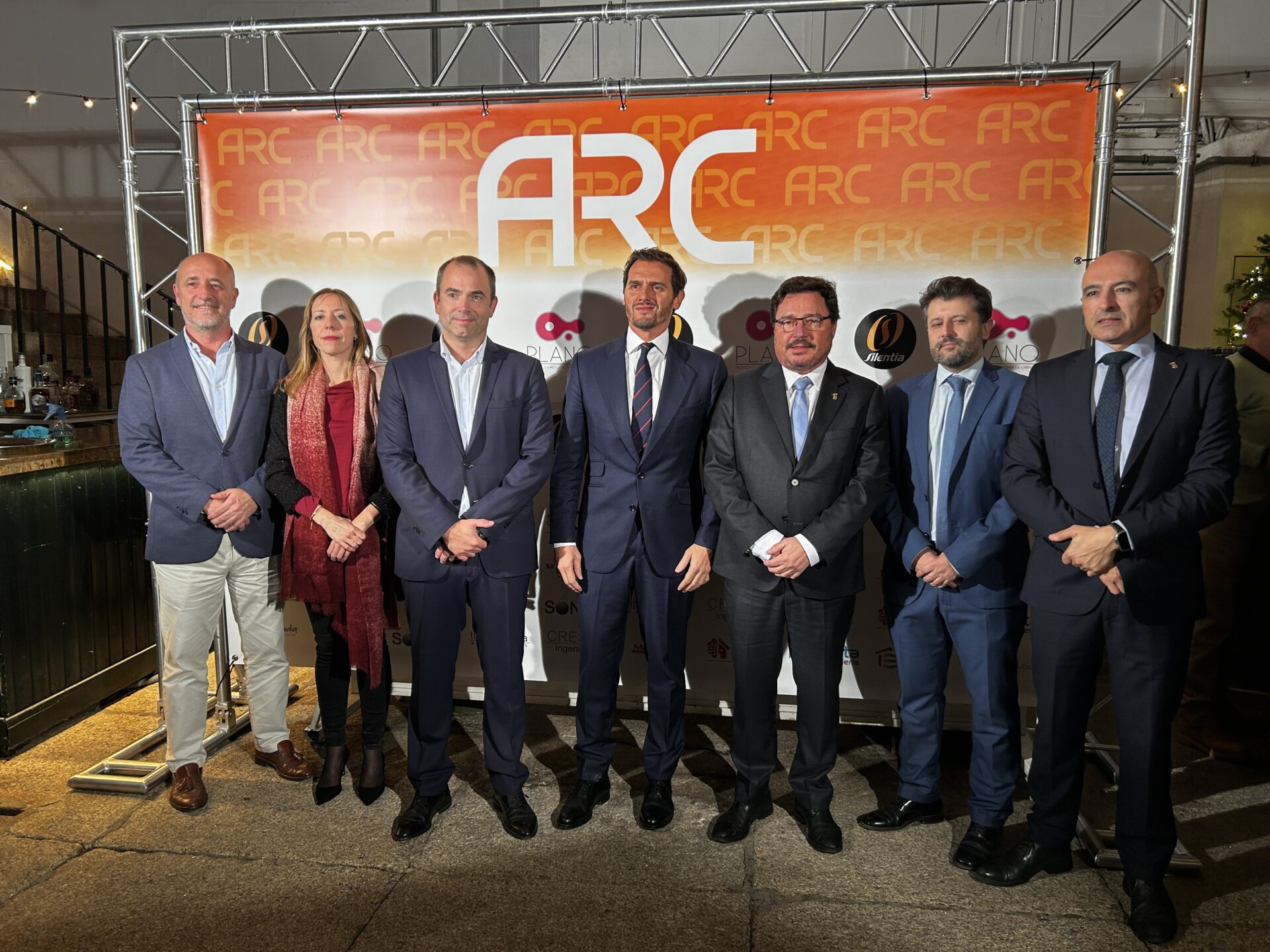 El consejero de Economía destaca la caída de más del 10% en el último año del desempleo en la construcción en el encuentro anual del sector organizado por ARC Arquitectura