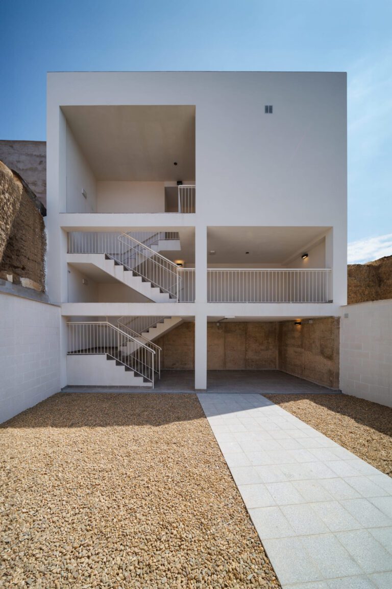 La Diputación de Badajoz  inaugura la reforma y ampliación de la Casa de la Cultura de La Coronada