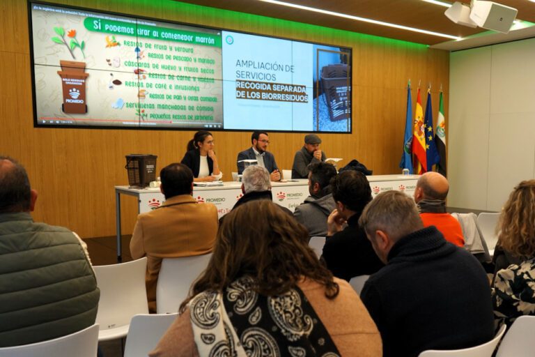 Promedio busca el consenso para avanzar en el reciclaje a partir del nuevo contenedor marrón