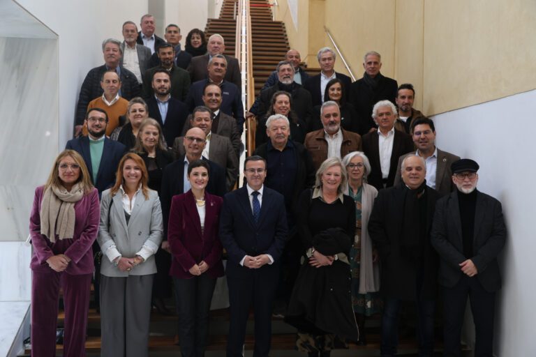 La Diputación de Badajoz rinde homenaje a los trabajadores que se han jubilado este año