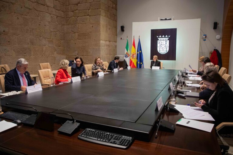El Consejo de Gobierno aprueba ayudas a jóvenes agricultores y ganaderos por valor de 57 millones de euros