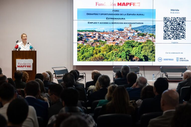 María Guardiola anuncia en el Foro “Desafíos y oportunidades de la España Rural: Extremadura” de Fundación MAPFRE la puesta en marcha de un “ambicioso” Plan de Relevo Generacional en 2025