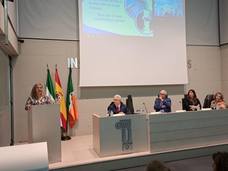 La Junta de Extremadura destaca la importancia de la colaboración público-privada en la formación académica