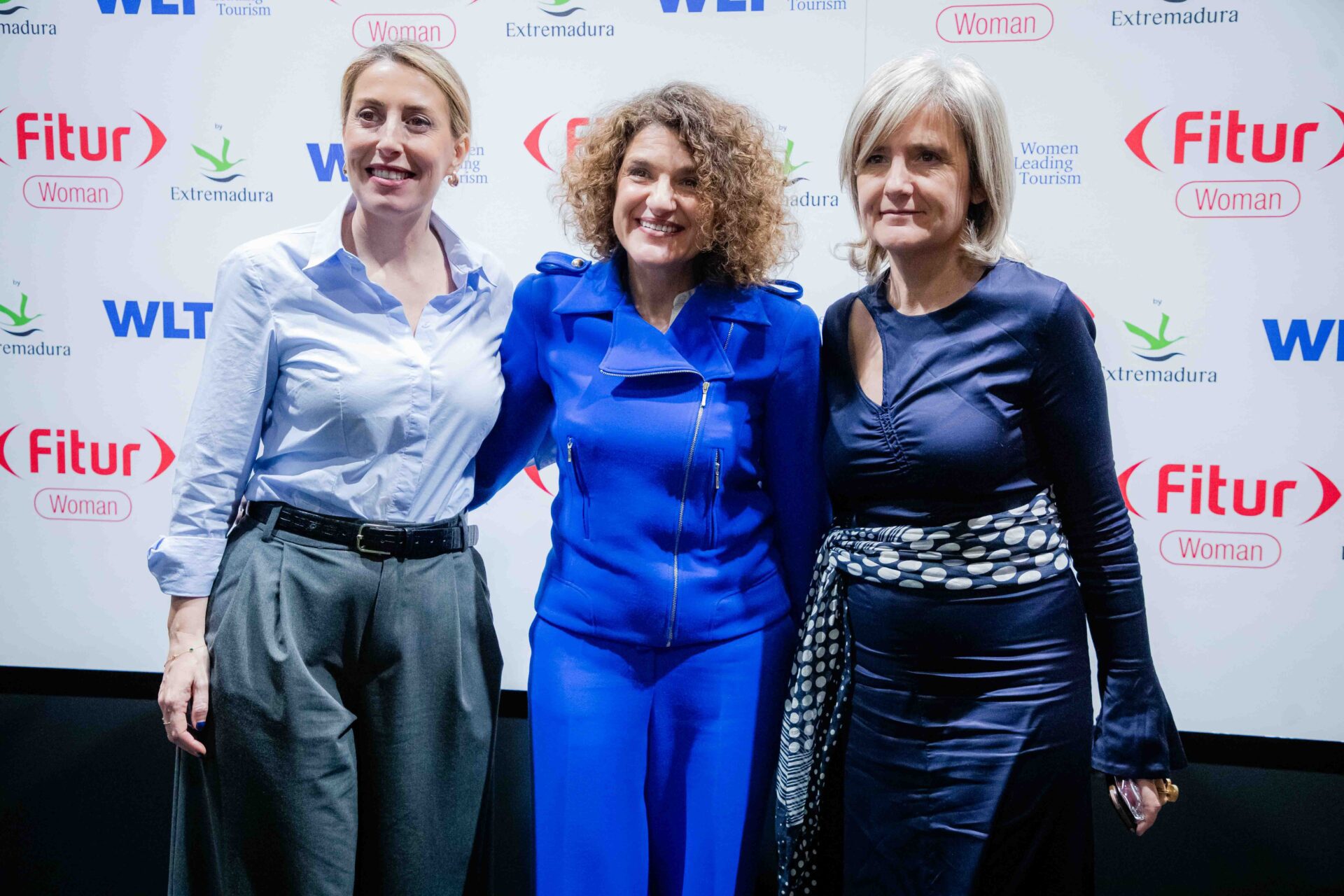 La presidenta de la Junta de Extremadura inaugura FITUR Woman: “El futuro del turismo pasa por el liderazgo femenino”