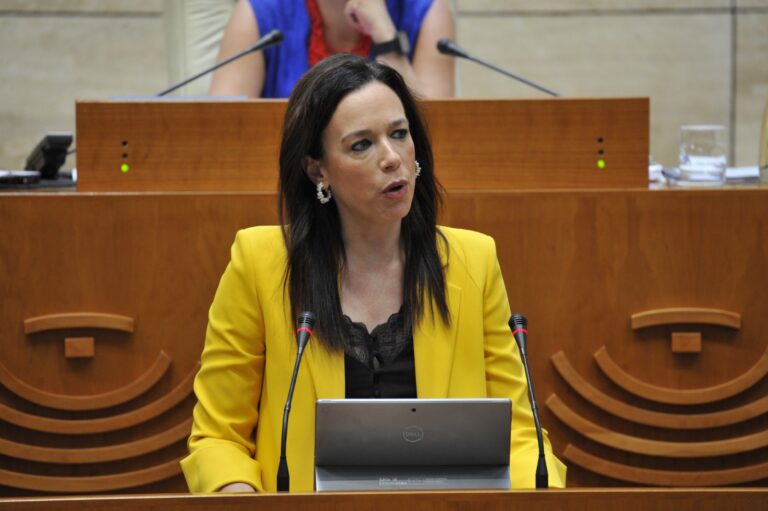 La Consejera de Salud de Extremadura solicita la convocatoria urgente de la Comisión de Recursos Humanos del SNS