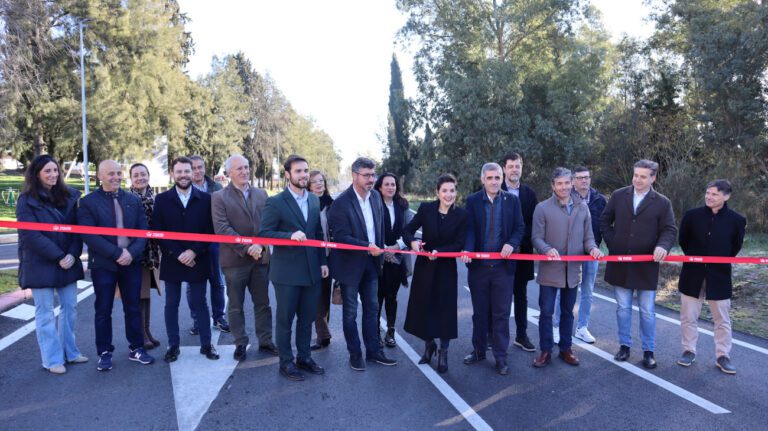 Inauguradas las obras de mejora de la carretera de Valuengo, que une la N-435 a la EX-112