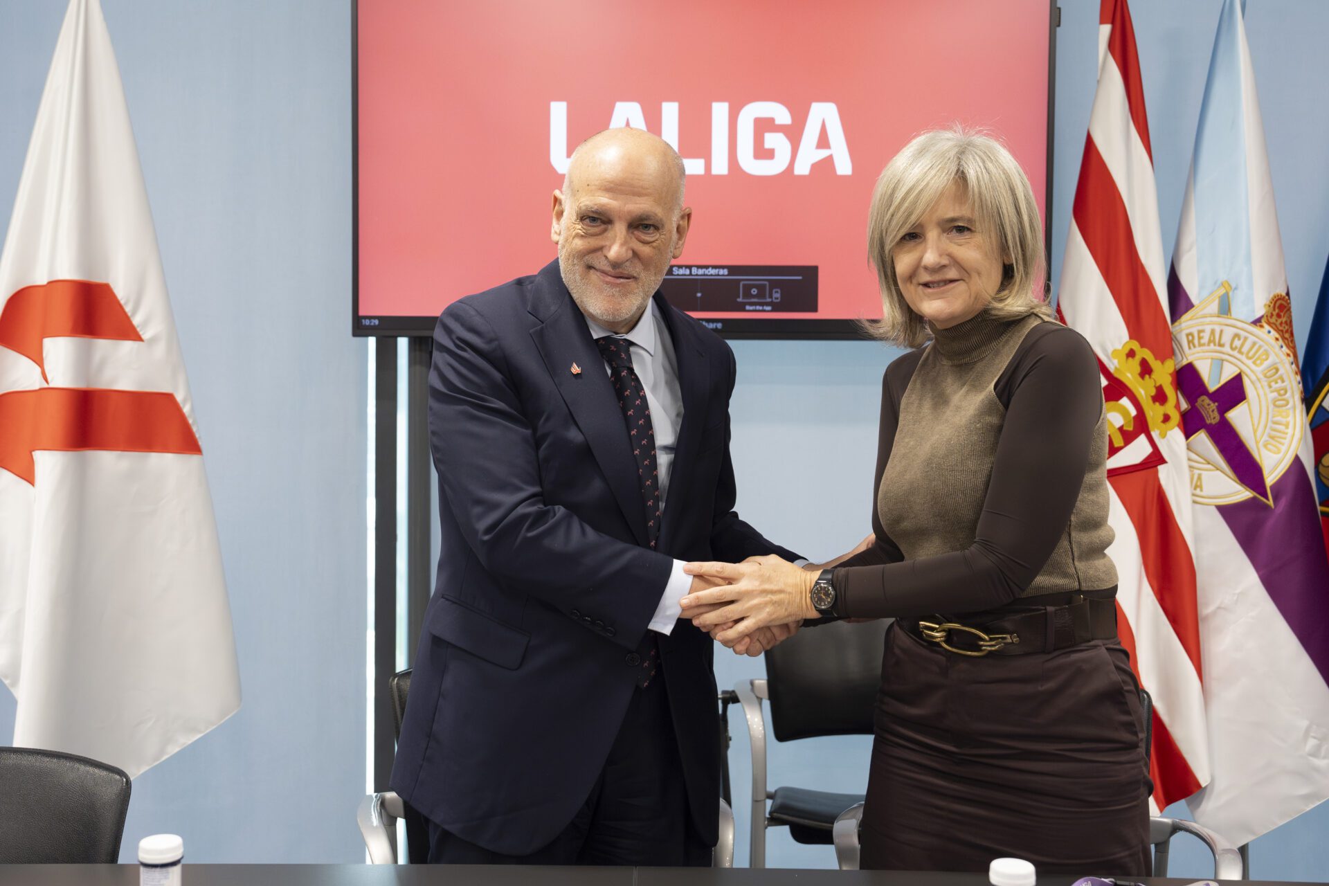 La Junta y LaLiga firman un convenio para impulsar la atención psicológica a deportistas de alto rendimiento en Extremadura