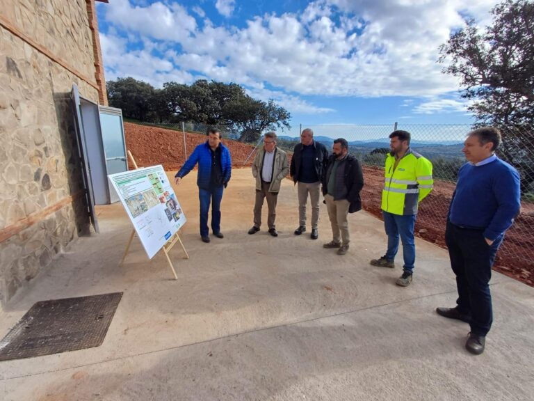 La Junta de Extremadura invierte 450.000 euros en mejoras en el abastecimiento de agua en el municipio pacense de Garlitos