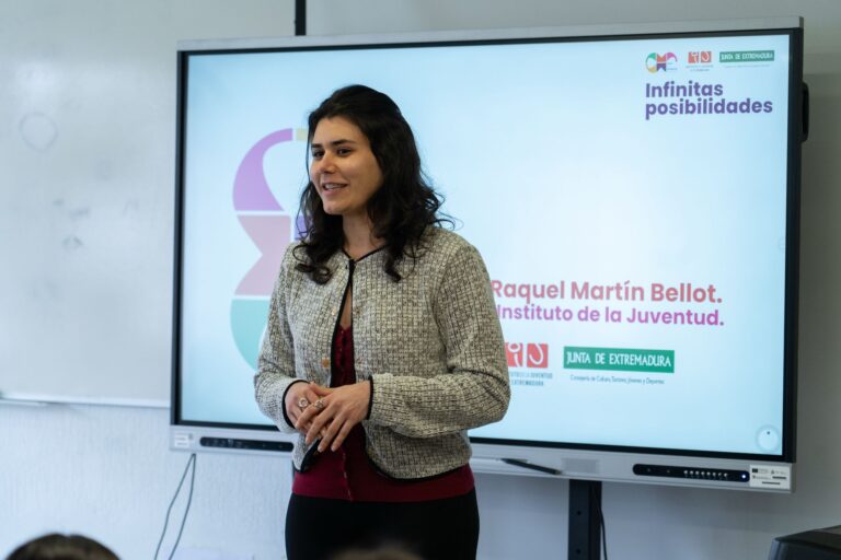 El Instituto de la Juventud reúne a 400 jóvenes para participar en el desarrollo de VIII Plan de Juventud de Extremadura