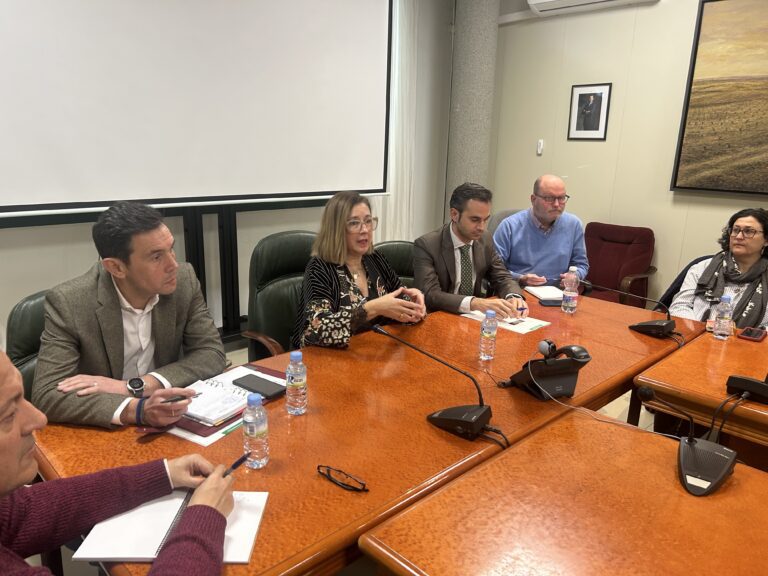 La Junta trabaja en la creación del Consejo Asesor de Salud Animal de Extremadura, una “herramienta” para luchar contra las enfermedades animales