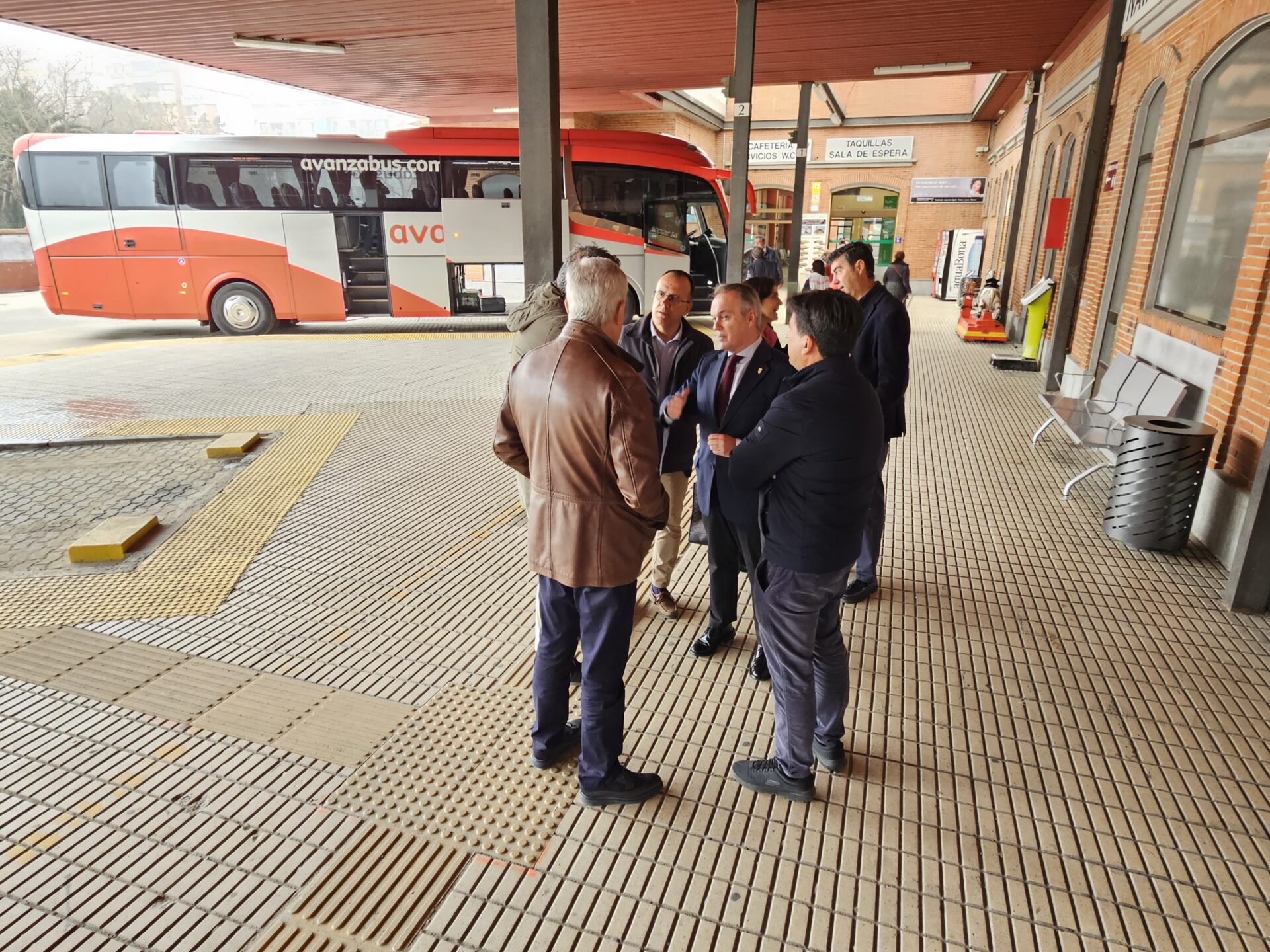 Manuel Martín anuncia una ITV móvil desde marzo en Navalmoral de la Mata y destaca la inversión en transportes y vivienda en la localidad