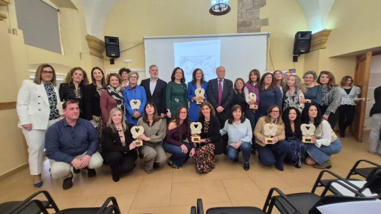 Extremadura es referente nacional en Centros Residenciales públicos libres de sujeciones