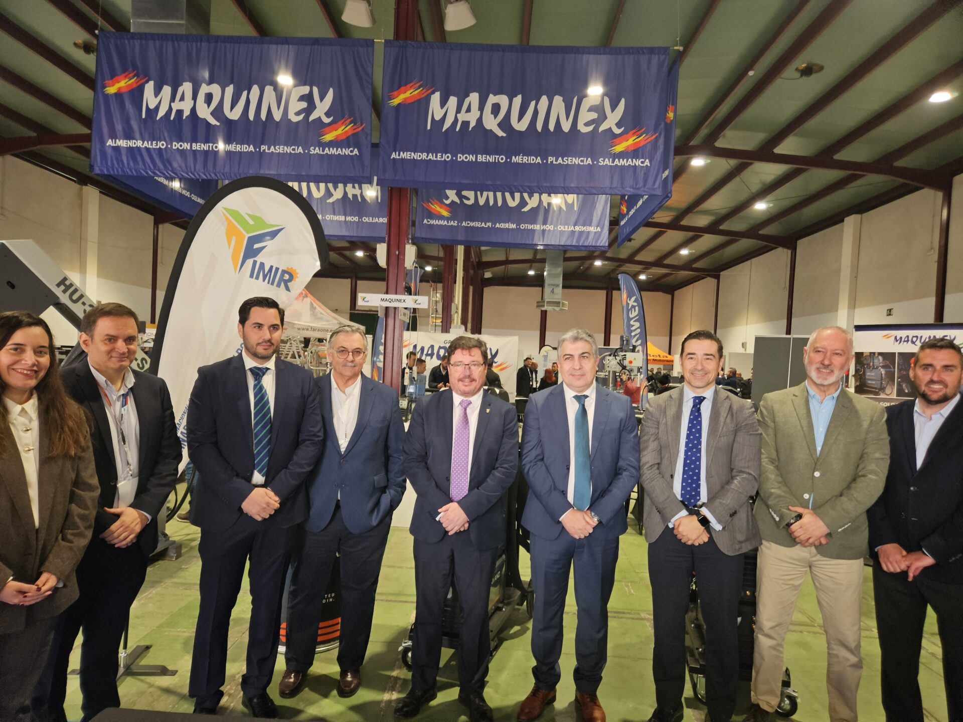 El consejero Santamaría destaca el éxito de la I la Feria Internacional de la Maquinaria Industrial y Robótica del Suroeste de la Península Ibérica FIMIR