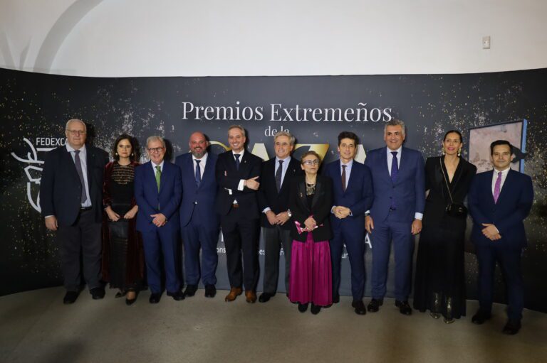 El consejero de Gestión Forestal y Mundo Rural asiste a la entrega de los I Premios Extremeños de la Caza