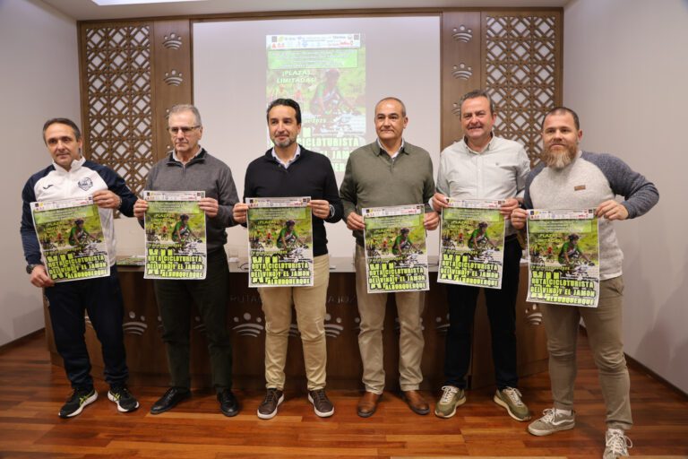 La dehesa alburquerqueña en su mejor año para acoger la XII Ruta Cicloturista del Vino y el Jamón