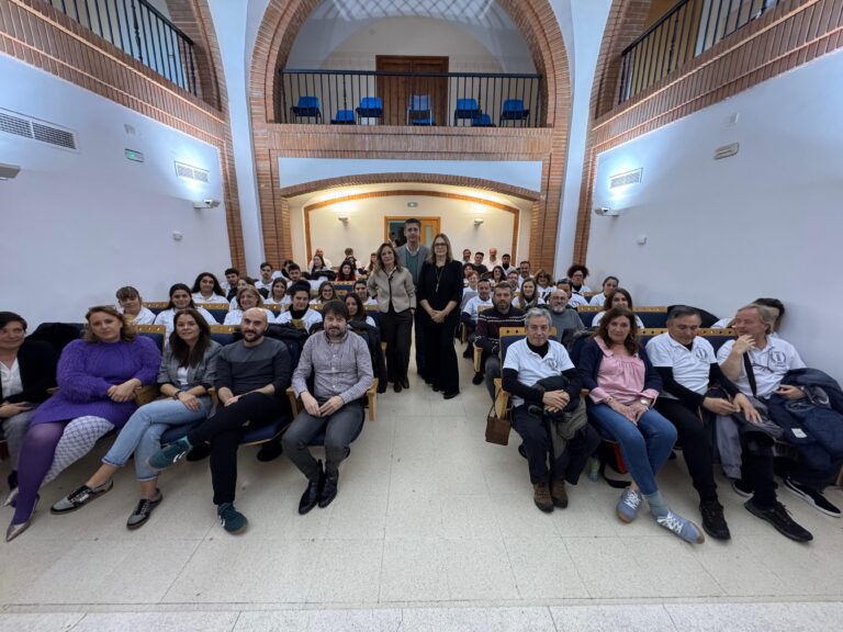 El proyecto Escala “Olimpo” en Cáceres forma a 48 personas en áreas laborales de digitalización, cuidados de mayores o jardinería