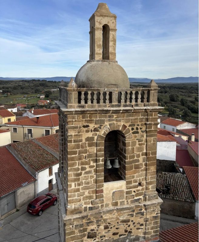 La Junta invierte cerca de 50.000 euros en la restauración de la torre campanario de la iglesia de la Consolación de Calzadilla