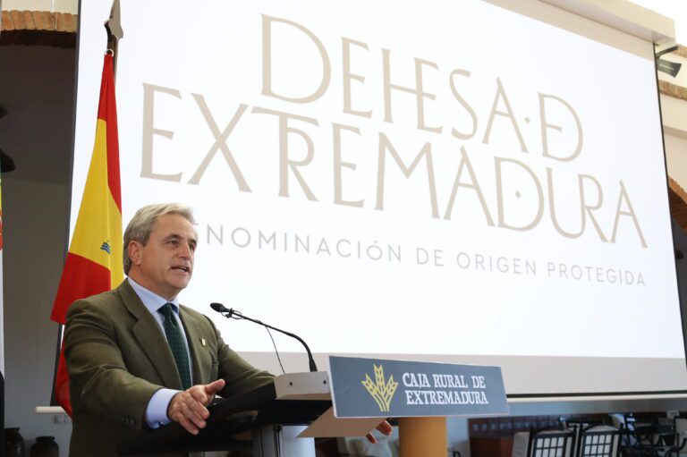 La Junta apoya la Denominación de Origen protegida ‘Dehesa de Extremadura’ en la presentación de su nueva imagen de marca