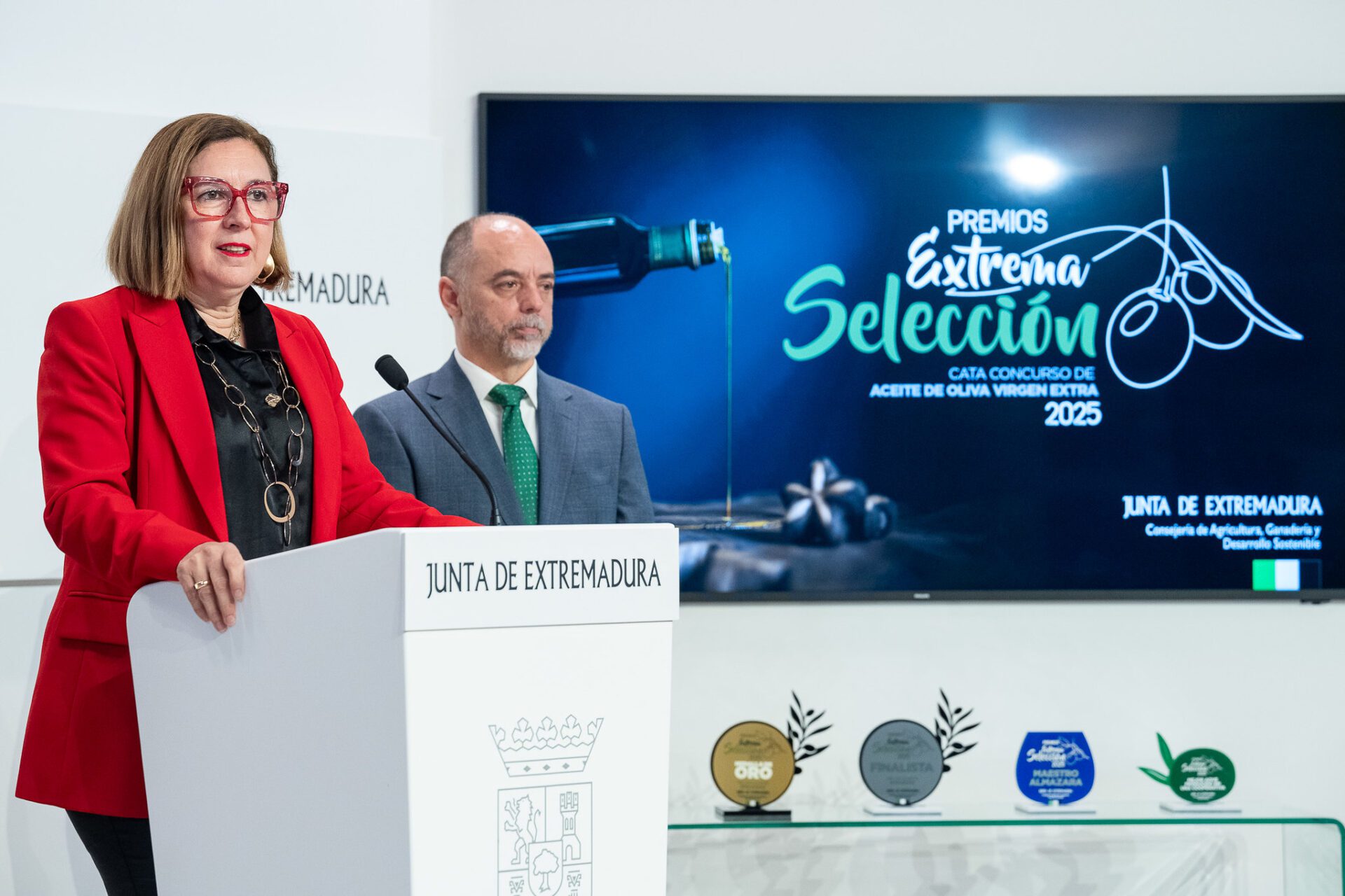 La Junta crea la categoría Mejor Cooperativa Productora y la figura del embajador de aceite para seguir impulsando los premios Extrema Selección