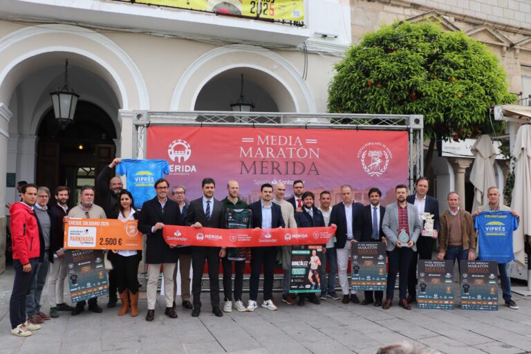 Más de 2.500 atletas participarán en la XIX Media Maratón de Mérida, prueba integrada en el Circuito Euroace y Grandes Carreras de la Junta