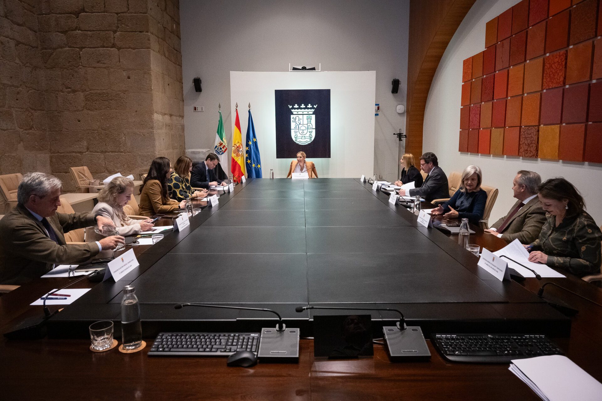 El Consejo de Gobierno aprueba dos proyectos PREMIA en sectores estratégicos, con los que se crearán 800 empleos directos