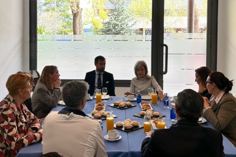 Bazaga destaca el éxito para el turismo del primer Campeonato de España de Duatlón celebrado en Cáceres