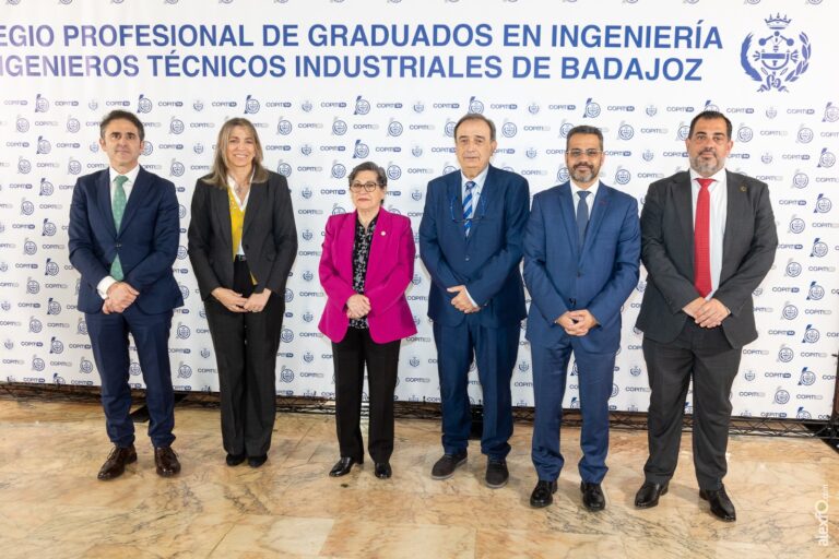 La Junta destaca la importancia de la ingeniería industrial para el desarrollo de Extremadura durante el acto institucional de COPITIBA