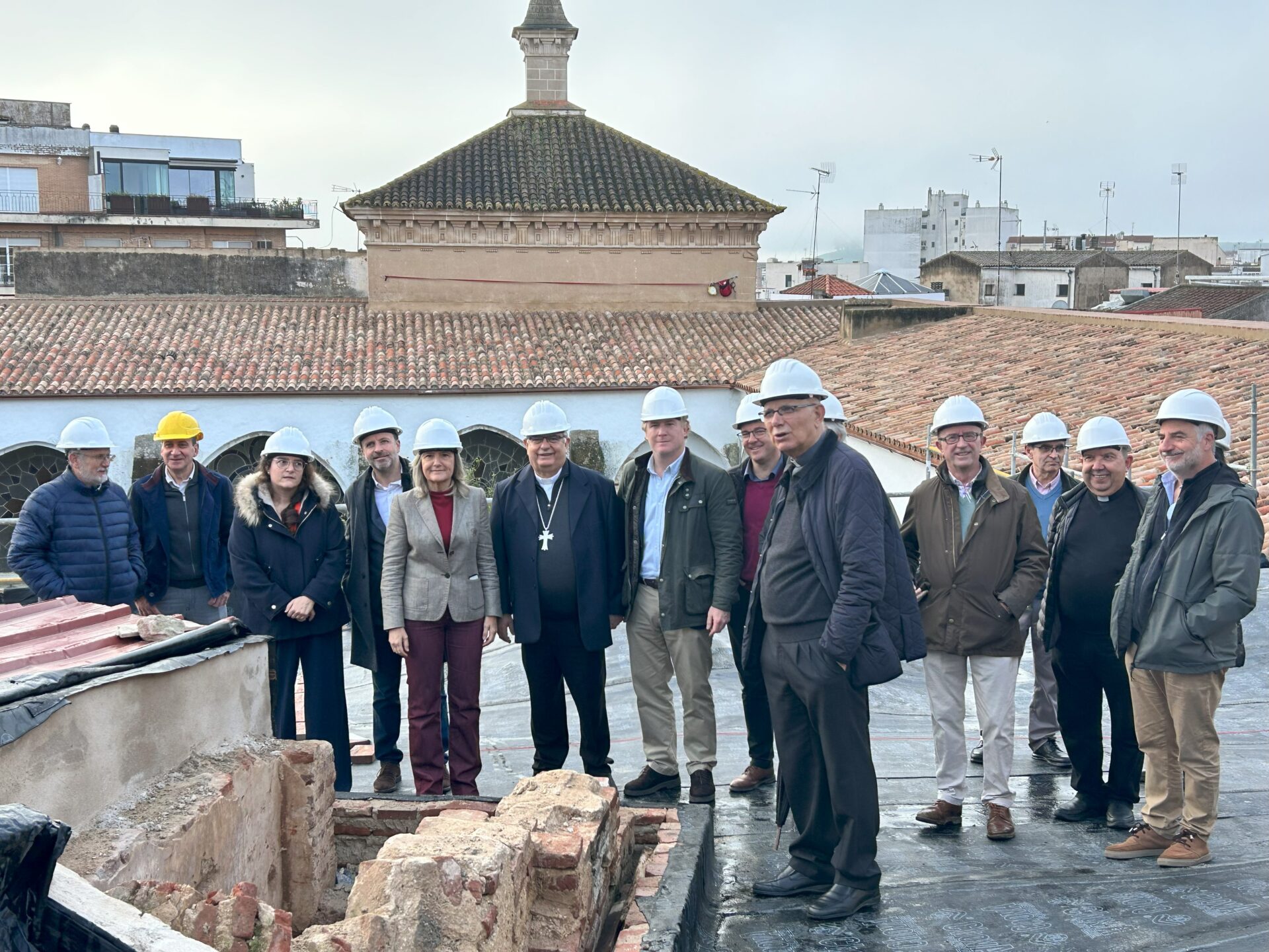 Bazaga subraya el compromiso de la Junta con el patrimonio durante la visita a las obras de restauración de la Catedral de Badajoz