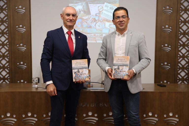 Presentado el libro ‘Historia de la Villa de Arroyo de San Serván, de José Moreno Torrado