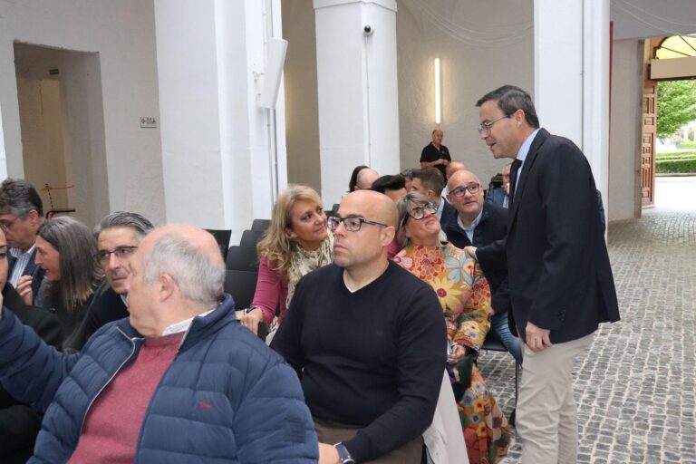 Miguel Ángel Gallardo apuesta por el deporte como “instrumento vital y para descubrir el entorno más próximo”