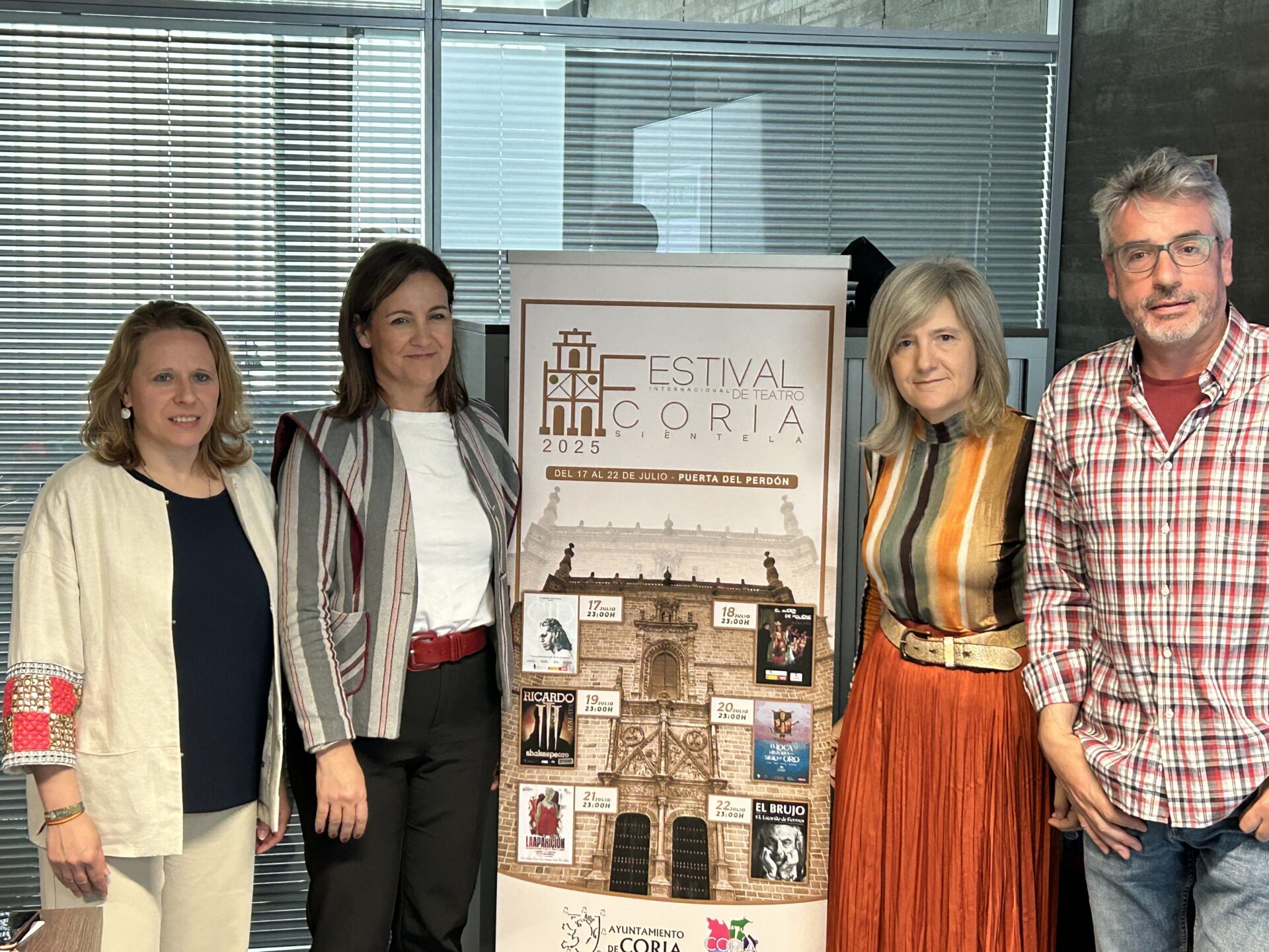 Bazaga destaca el valor cultural del Festival Internacional de Teatro de Coria que se celebrará del 17 al 22 de julio