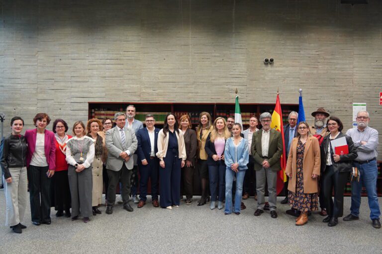 El Consejo Extremeño de Salud refuerza su apuesta por los cribados preventivos y la coordinación sociosanitaria