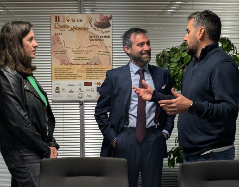 La Junta respalda la II Feria del Queso Artesano de Ribera del Fresno como exponente del turismo gastronómico y rural
