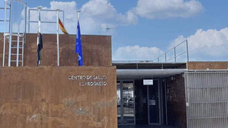 El SES invertirá más de 48.000 euros en la mejora de la cubierta del Centro de Salud `El Progreso’ de Badajoz