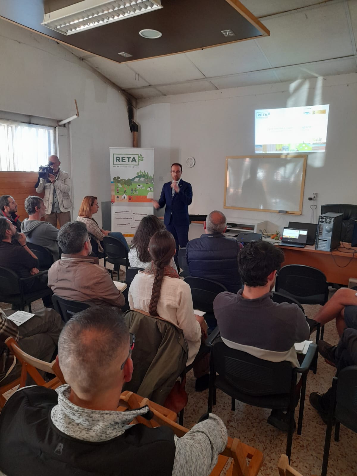 La Junta destaca las ayudas y la formación dirigida a los jóvenes como herramientas para favorecer el relevo generacional en el medio rural