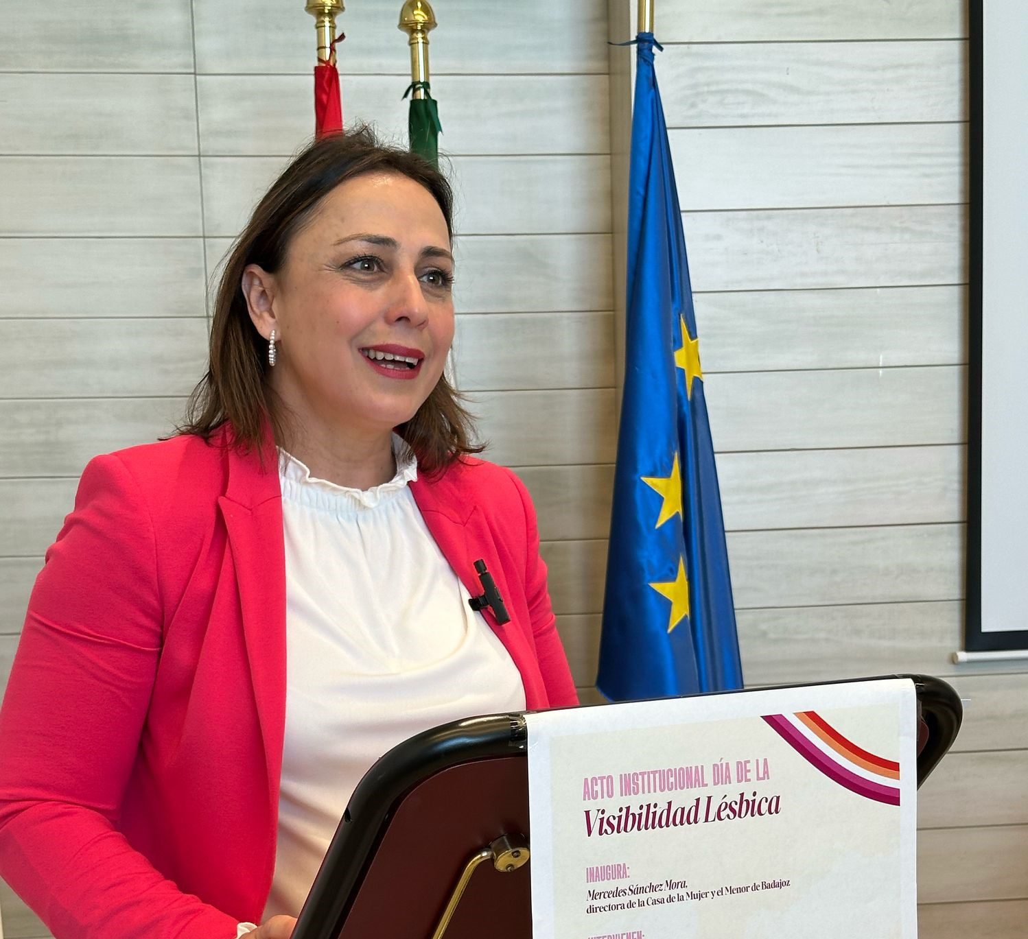 La Junta muestra su compromiso de ayudar a visibilizar a las personas LGTBI y a trabajar por el respeto a las diferentes identidades