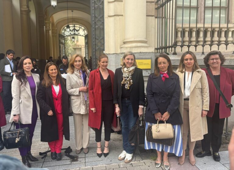 Extremadura califica de “inaudito” que la ministra Sira Rego impida la votación sobre el reparto de menores migrantes ante una previsible derrota