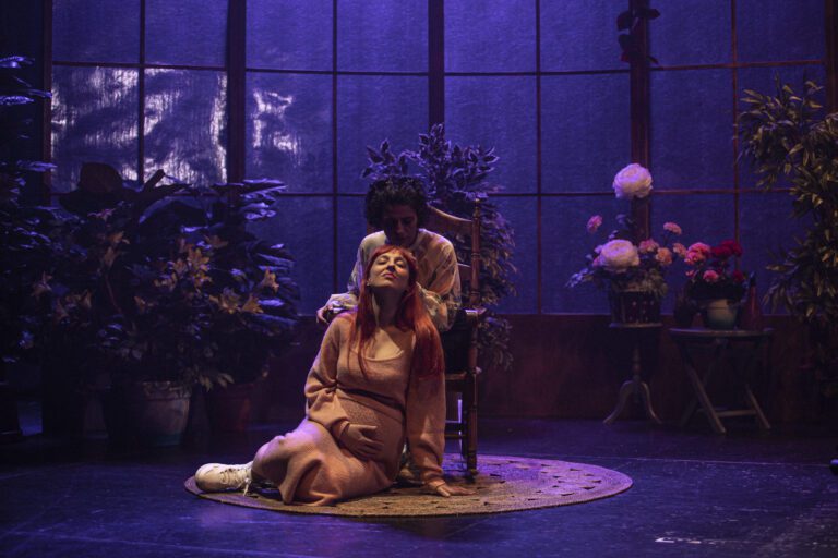 La obra de teatro ‘La tierra baldía’ de la compañía Drao Skene llega este fin de semana a la Sala Trajano