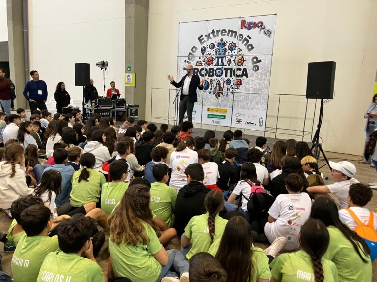 La final de la VII edición de la Liga Extremeña de Robótica Educativa reúne a 750 alumnos