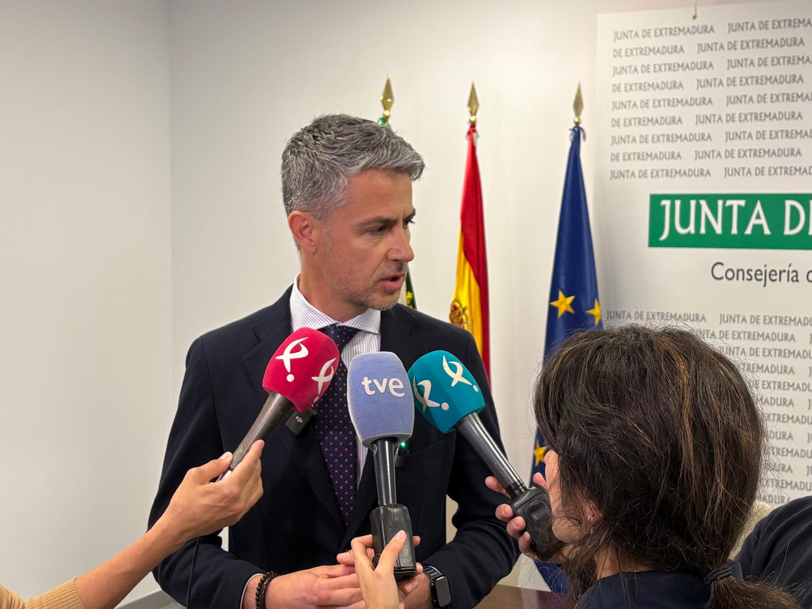 El SES publica un nuevo protocolo de indicación, uso y autorización de medicamentos para el tratamiento de la fiebre por enfermeras