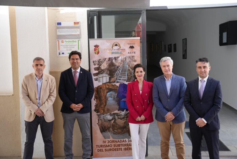 La vicepresidenta de la Diputación de Badajoz pone en valor la musealización de la mina Garandina de Santa Marta