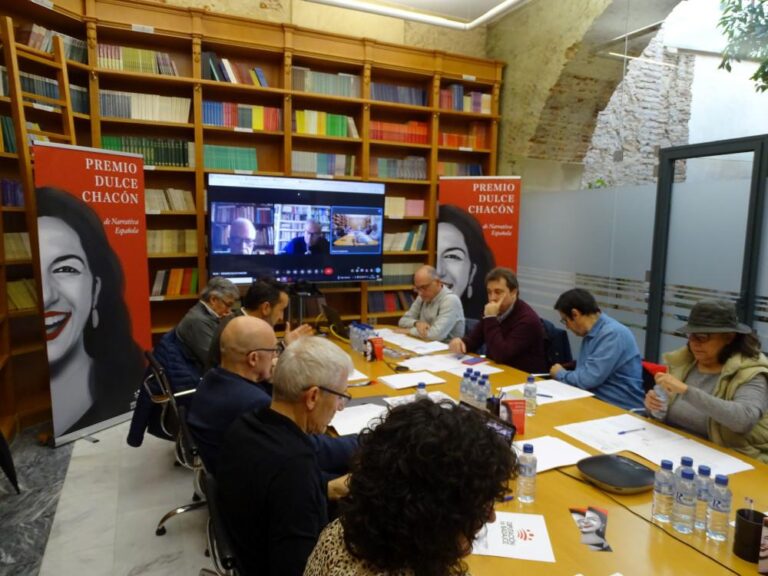 La Diputación de Badajoz publica las bases del XX Premio Dulce Chacón de Narrativa Española