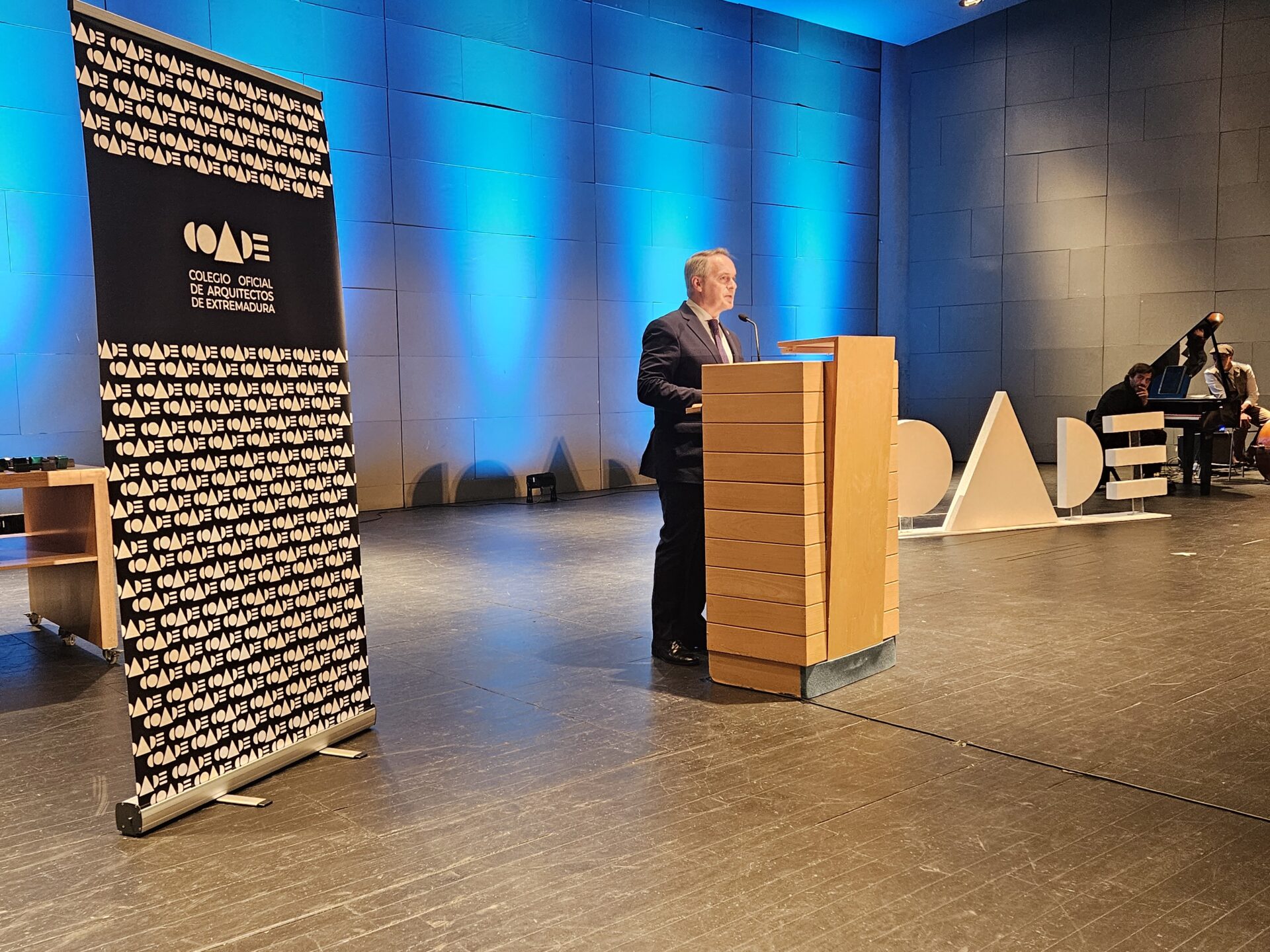 Manuel Martín recalca que el apoyo de la Junta a la arquitectura supone “apostar por una sociedad más habitable, más cohesionada y más humana”