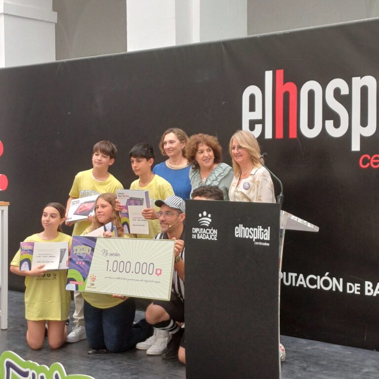 El Tribu Challenge culmina con éxito y el triunfo del Instituto Bárbara de Braganza de Badajoz