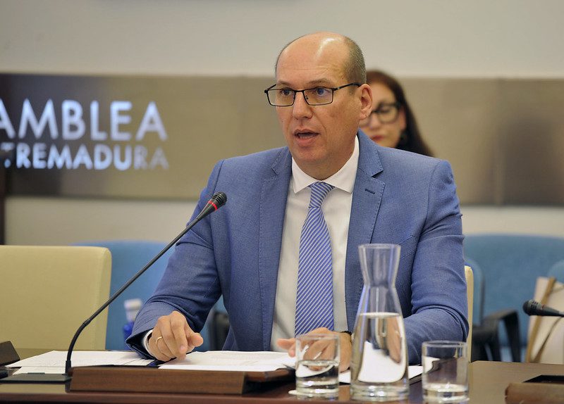 Extremadura reduce su deuda por primera vez en los últimos 20 años