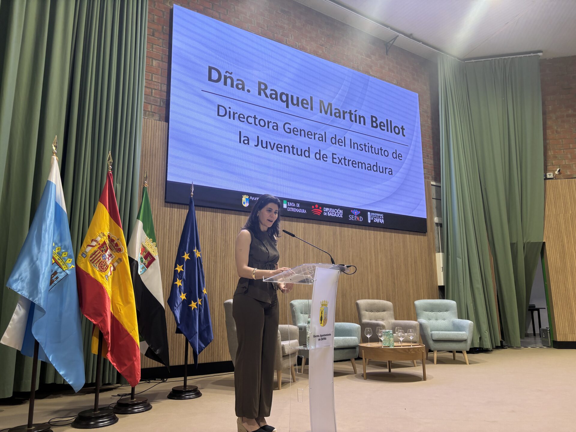 El IJEX impulsa acciones para empoderar a la juventud extremeña frente a la soledad no deseada