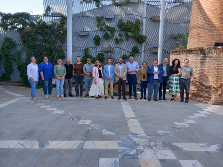 Villafranca de los Barros acoge una reunión sobre el Plan de Sostenibilidad Turística Tierra de Barros-Enoturismo