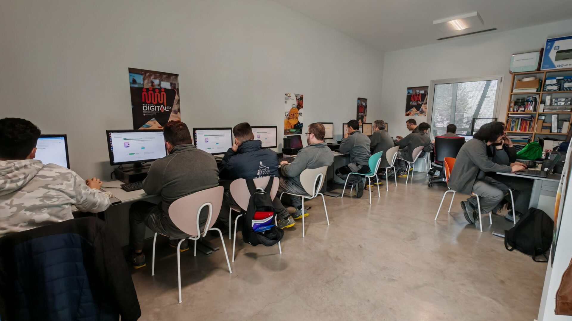El DOE publica la concesión directa de una subvención a AUPEX para el desarrollo del programa ‘Espacios Digitalex’