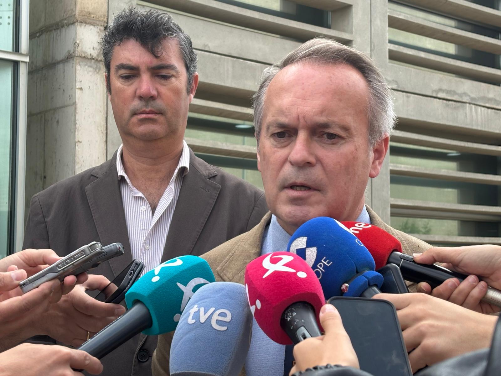 La Junta denuncia que el Gobierno trata a Extremadura como un “cementerio de trenes” y ve “indignante” la incidencia en el Alvia tres días después de su puesta en servicio