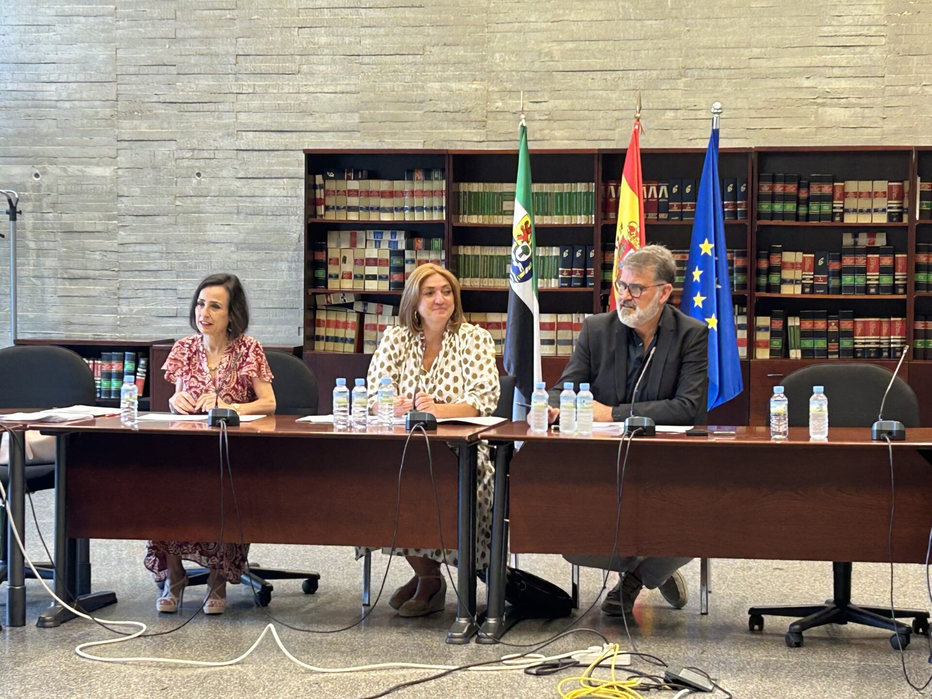 Educación refuerza los programas de mejora de la competencia lectora y matemática con la contratación de 225 docentes